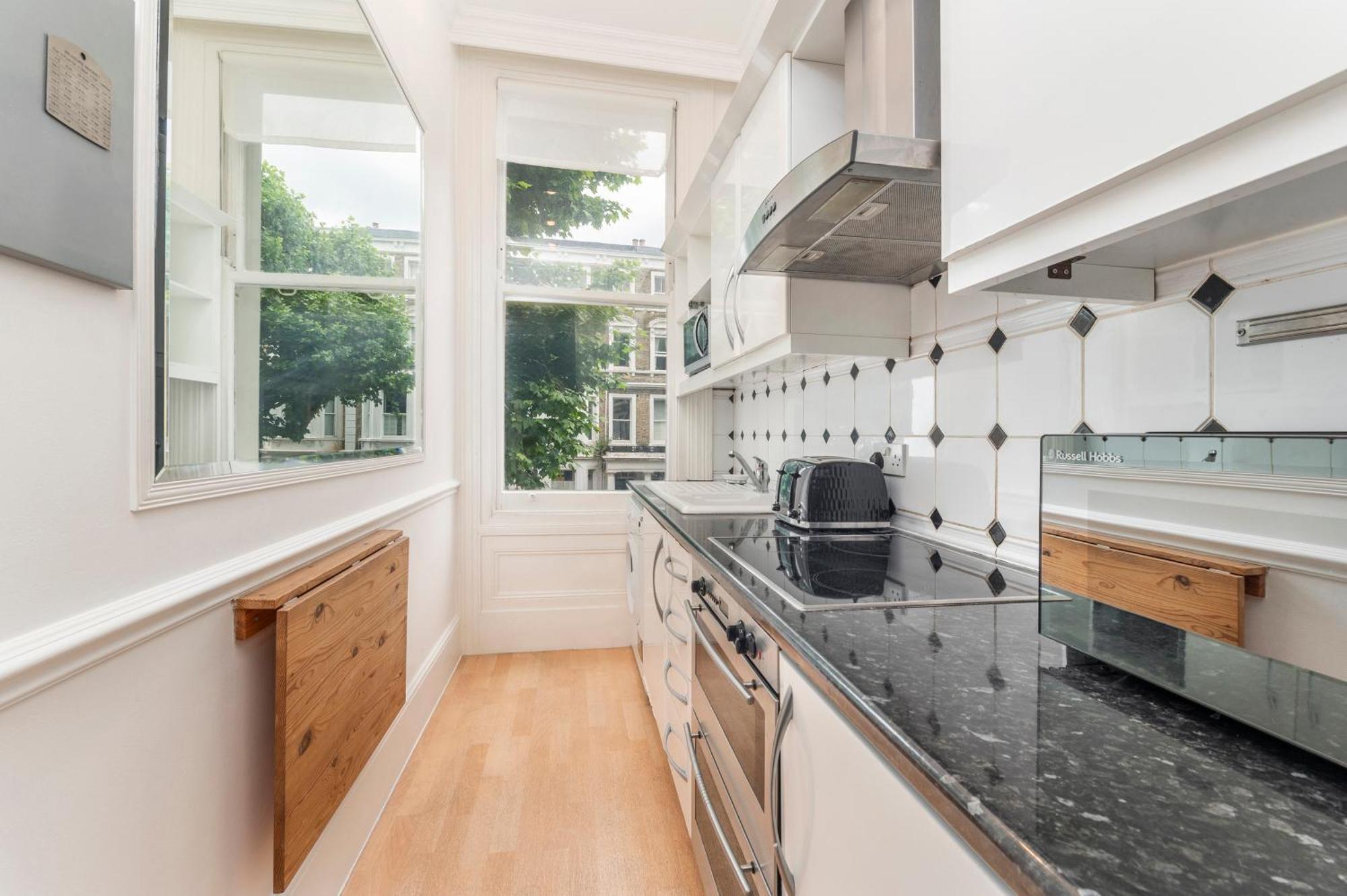2 Min Walk Earls Court Station - Luxury 2 Bedroom Flat Londra Esterno foto