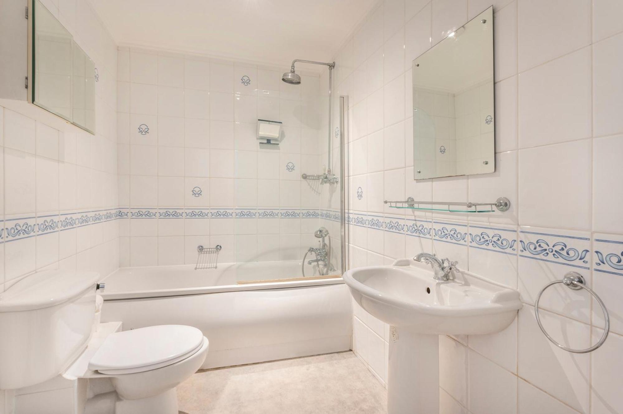 2 Min Walk Earls Court Station - Luxury 2 Bedroom Flat Londra Esterno foto